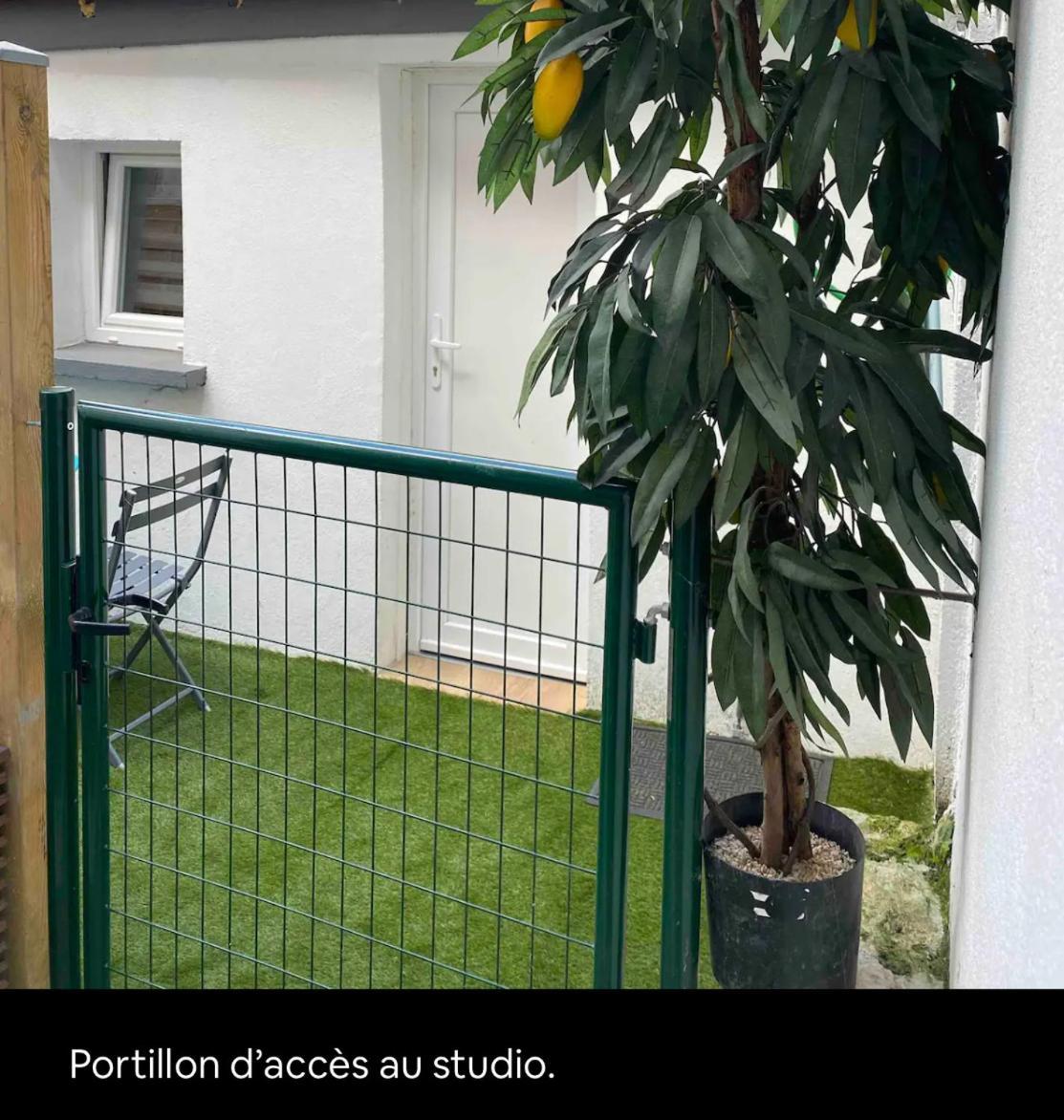 Le Patio Studio-Terrasse Montbeliard-Centre מראה חיצוני תמונה