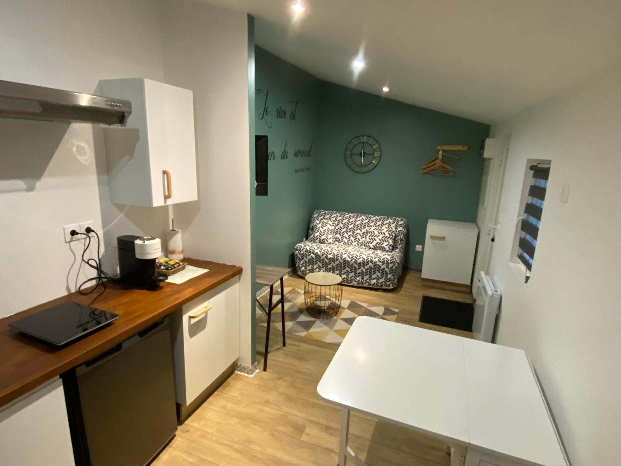 Le Patio Studio-Terrasse Montbeliard-Centre מראה חיצוני תמונה